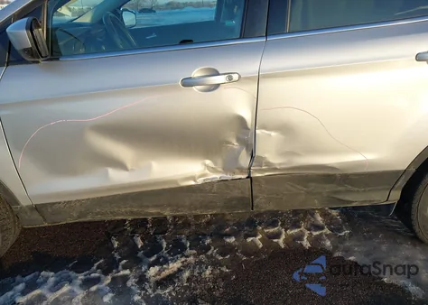 2017 Ford Escape Se z USA, uszkodzony, nr VIN 1FMCU9G95HUE36692